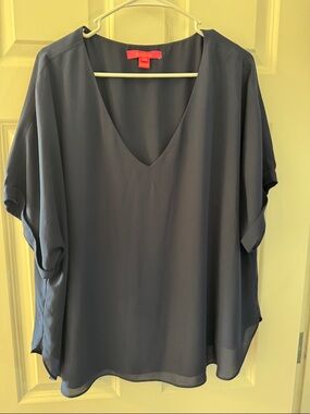 Lilly Pulitzer Relaxed V-Neck Blouse in Deep Navy size XL